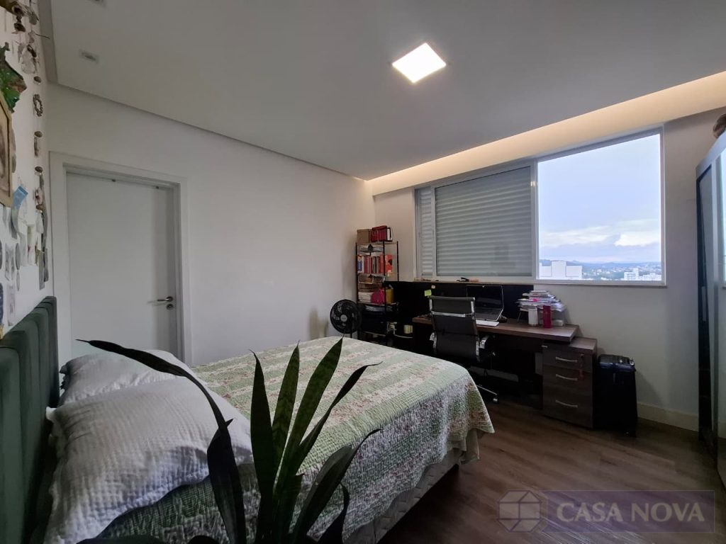 Apartamento à venda no Centro com 135 m², 3 quartos e 2 vagas — foto 4