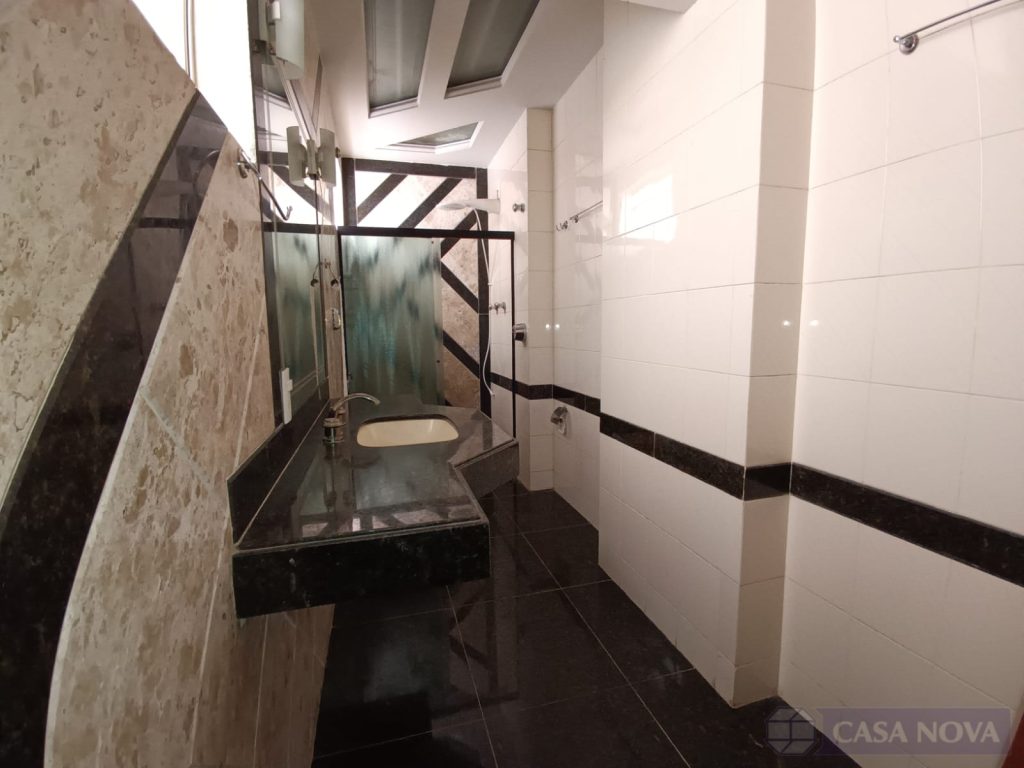 Apartamento à venda no Centro com 210 m², 3 quartos e 1 vaga — foto 2