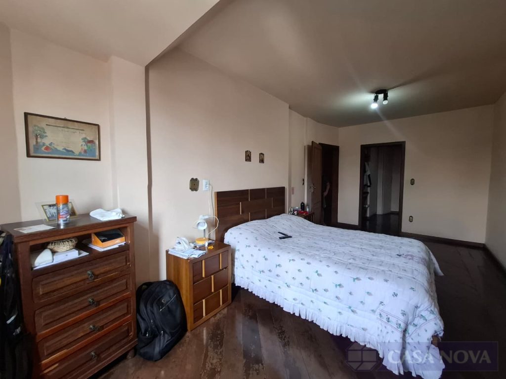Apartamento à venda no Centro com 239 m², 4 quartos e 2 vagas — foto 2