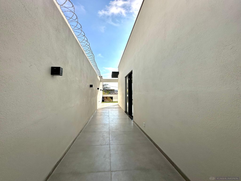 Casa à venda no São José com 3 quartos e 4 vagas — foto 2