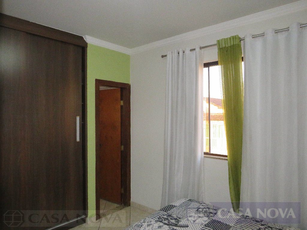 Casa à venda no Planalto com 175 m², 3 quartos e 2 vagas — foto 2