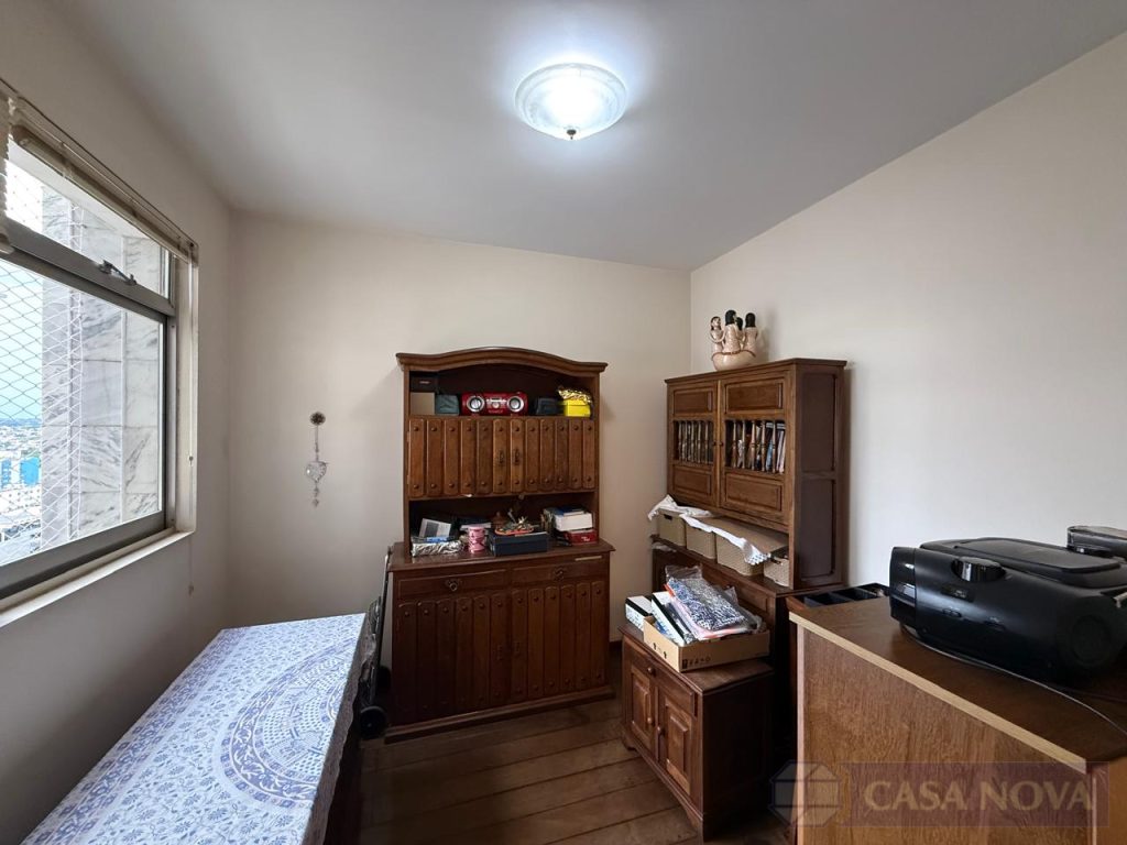 Apartamento à venda no Centro com 185 m², 4 quartos e 2 vagas — foto 3