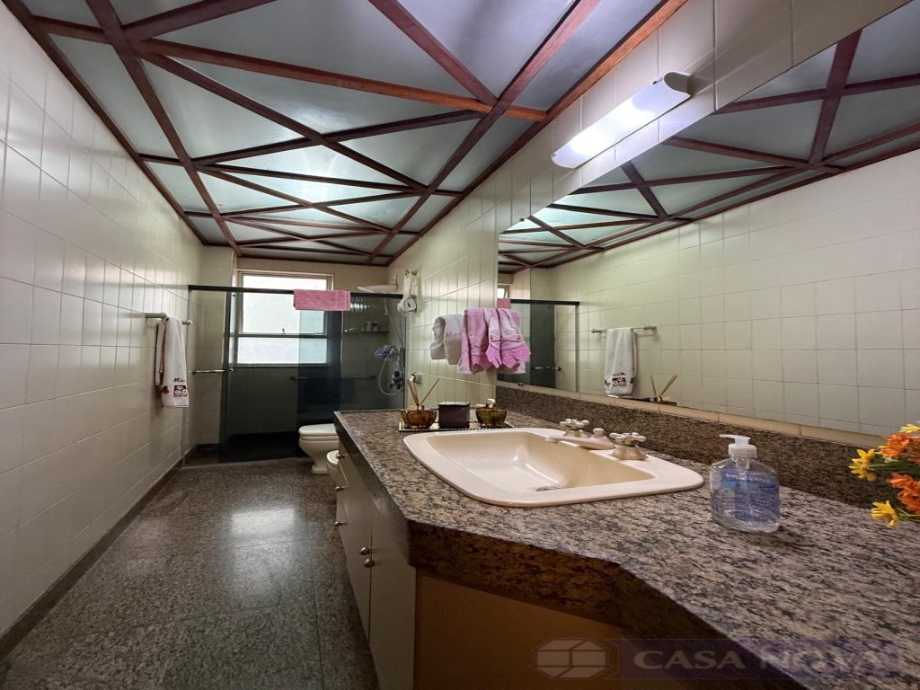 Apartamento à venda no Centro com 185 m², 4 quartos e 2 vagas — foto 2