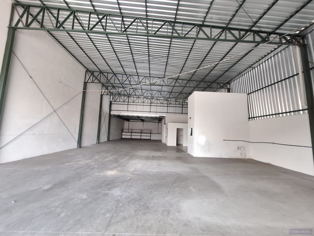 Galpão para alugar na Ipiranga com 340 m² — foto 2