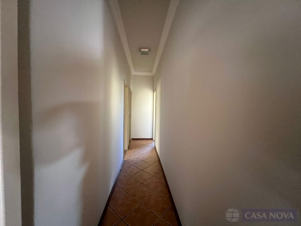 Casa para alugar no Centro com 300 m², 3 quartos e 2 vagas — foto 4
