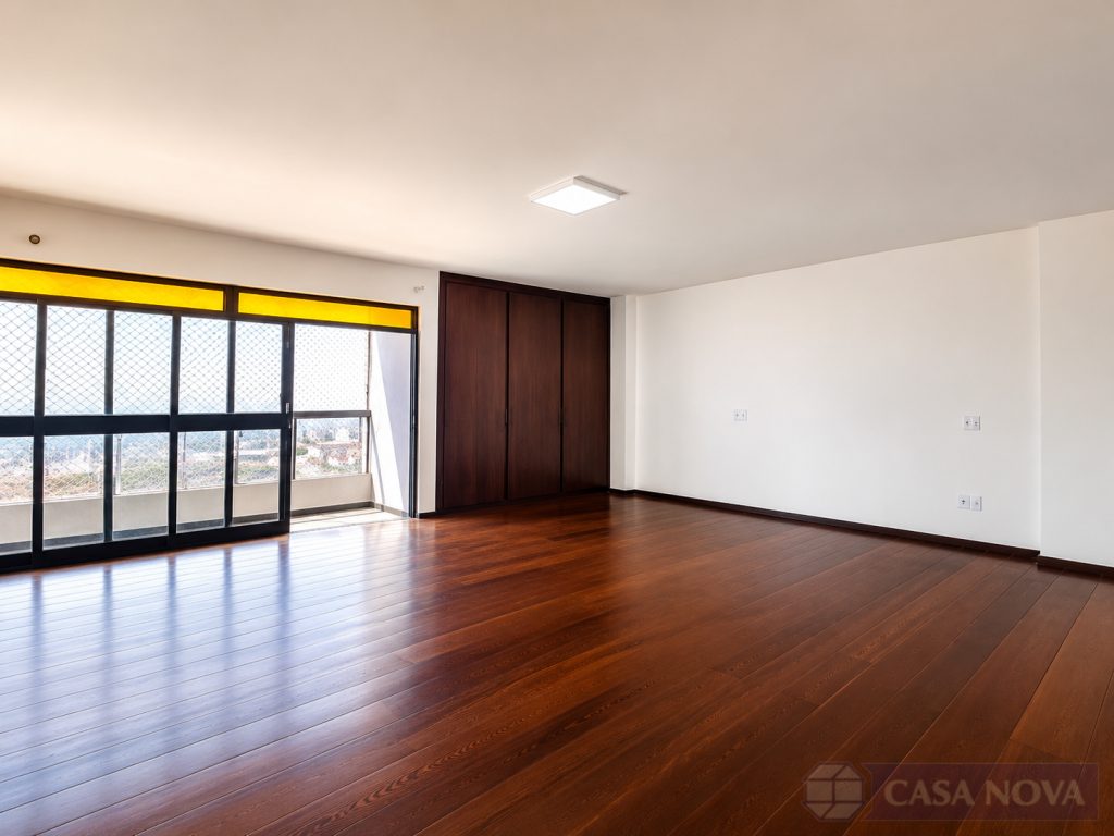 Apartamento à venda no Centro com 165 m², 4 quartos e 1 vaga — foto 3