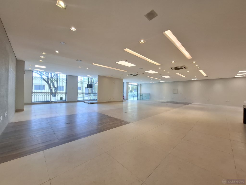 Galpão para alugar no Centro com 700 m² e 8 vagas — foto 4