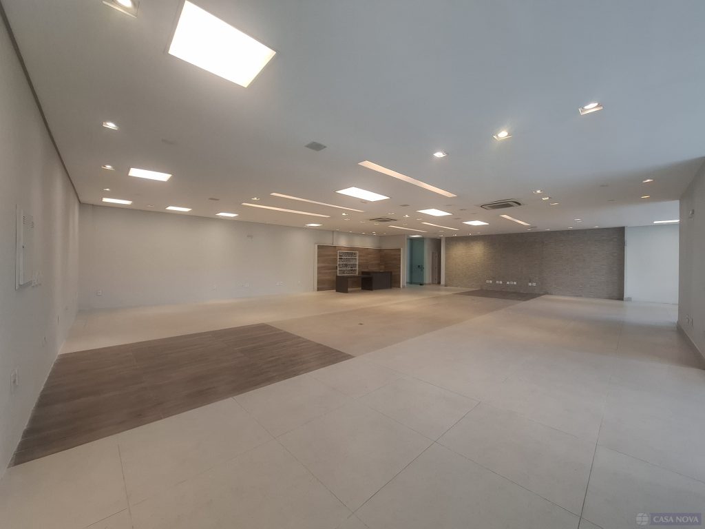 Galpão para alugar no Centro com 700 m² e 8 vagas — foto 5