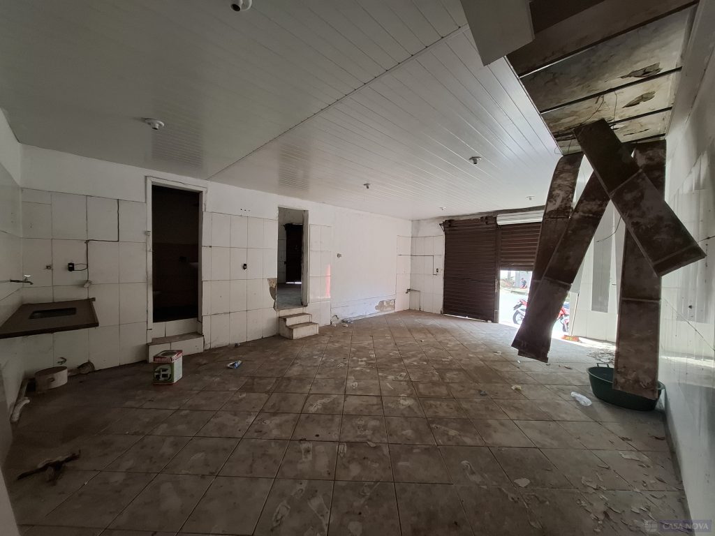 Loja para alugar nas Nações com 80 m² — foto 2