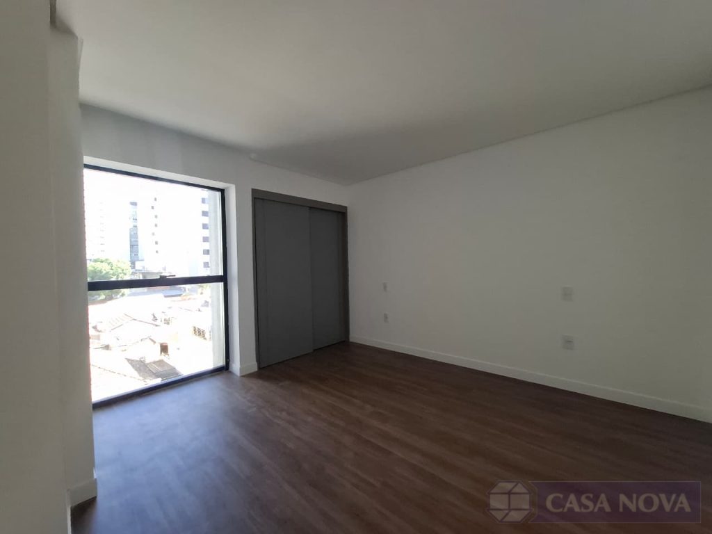 Apartamento à venda no Centro com 175 m², 4 quartos e 3 vagas — foto 5