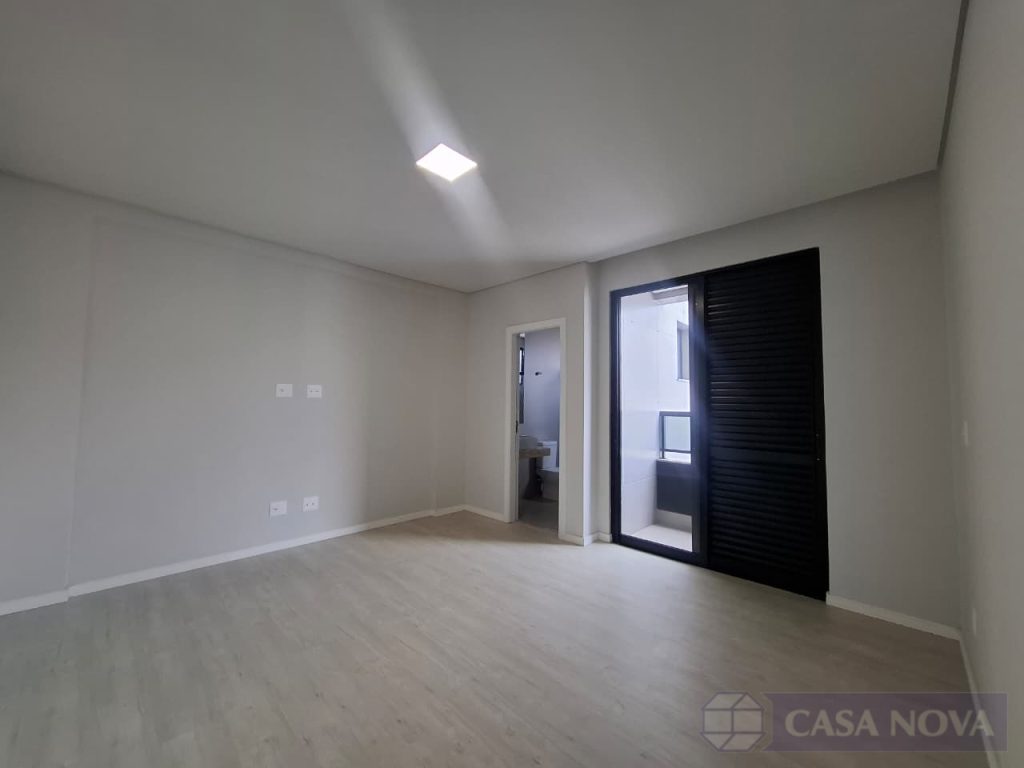 Apartamento à venda no Centro com 125 m², 3 quartos e 2 vagas — foto 2