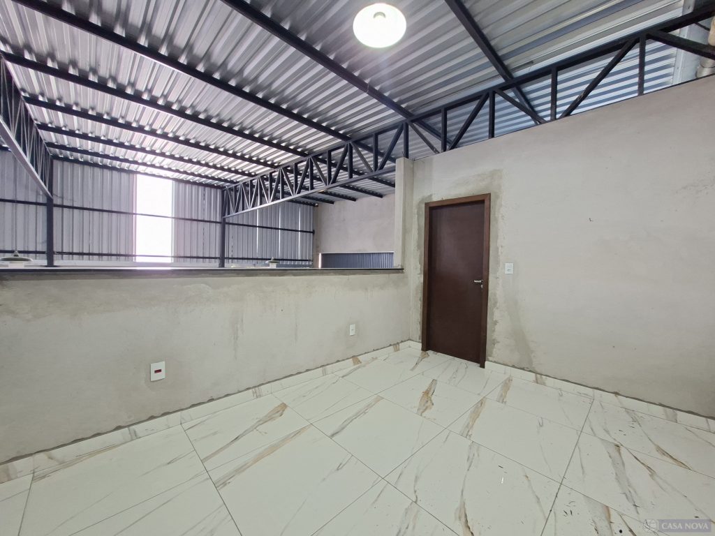 Galpão para alugar no São Roque com 220 m² — foto 3