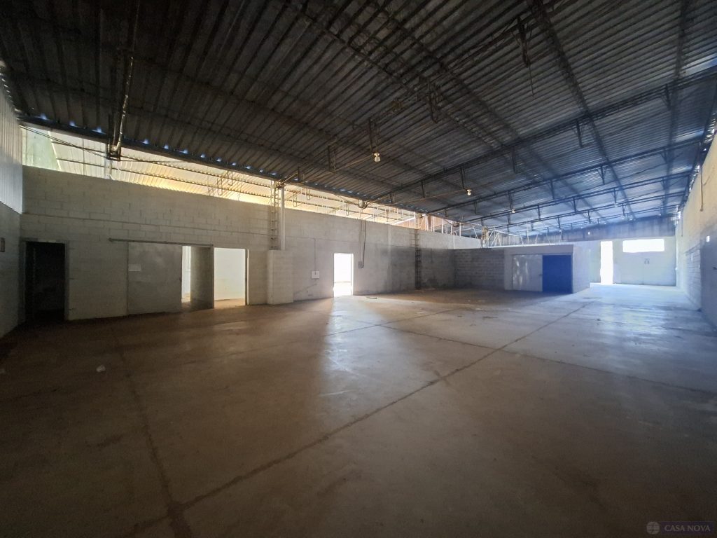 Galpão para alugar no Centro Industrial com 2000 m² — foto 3