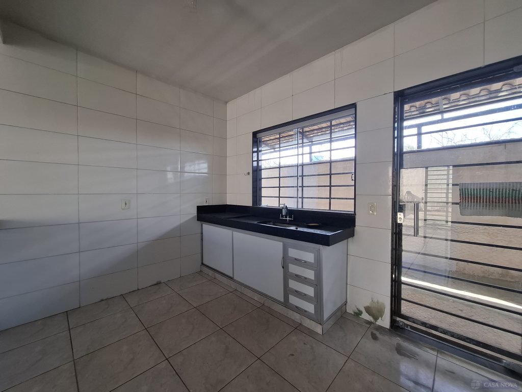 Casa para alugar na Villa das Roseiras com 3 quartos e 4 vagas — foto 5