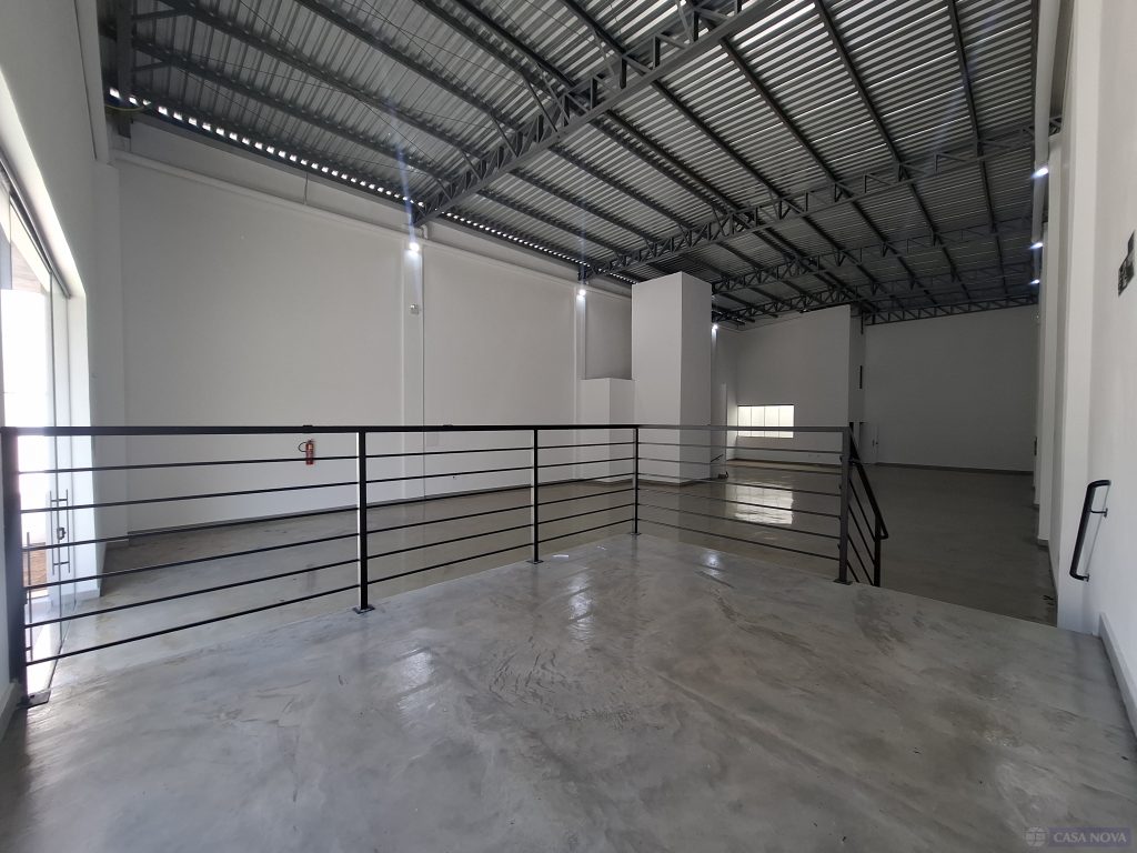 Galpão para alugar no São José com 645 m² — foto 4