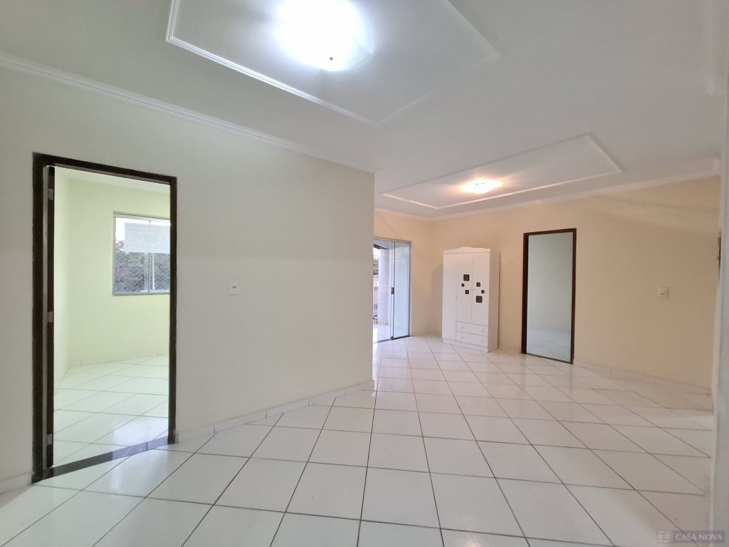 Apartamento para alugar no Centro com 100 m² e 3 quartos — foto 2