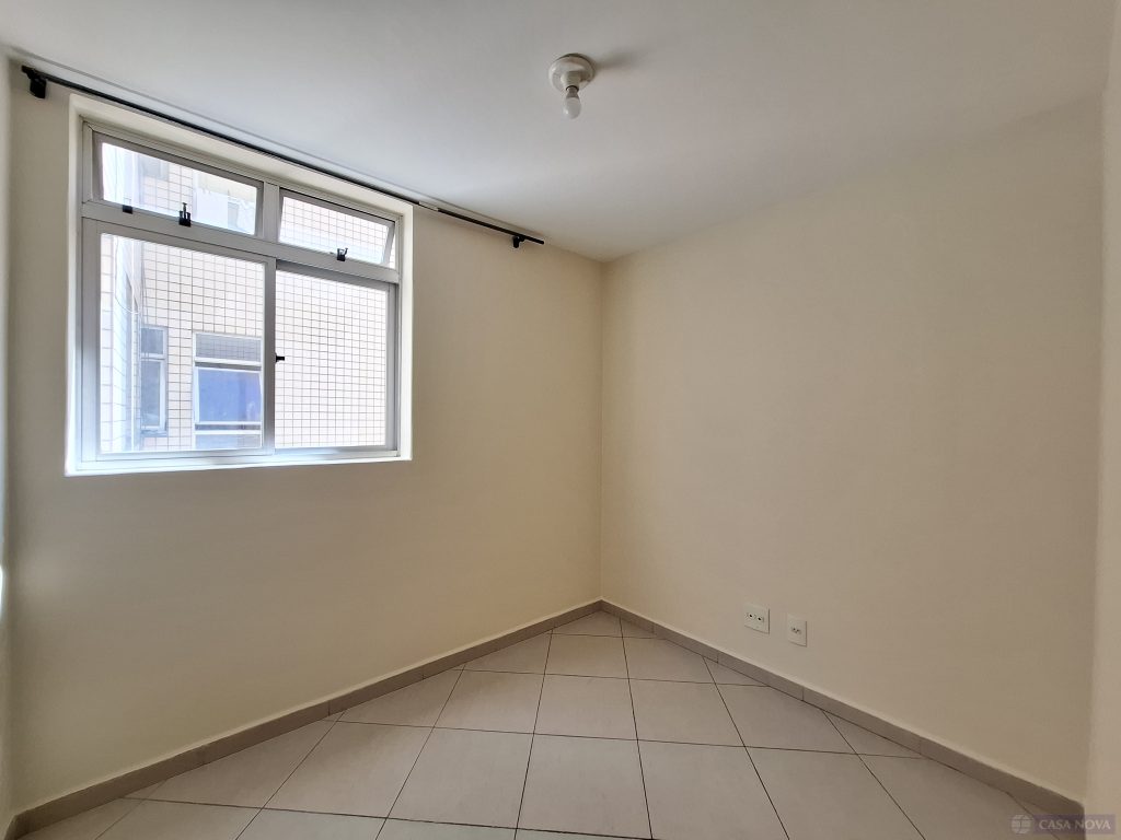 Apartamento para alugar no Centro com 70 m² e 2 quartos — foto 3