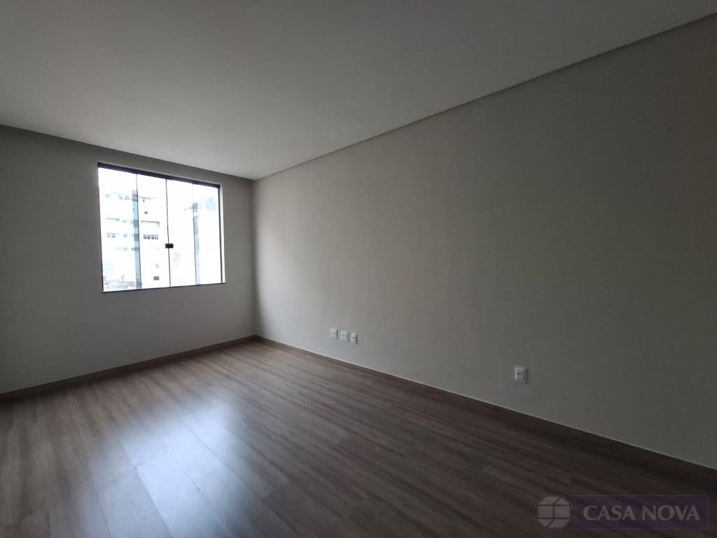 Cobertura à venda no Centro com 240 m², 3 quartos e 4 vagas — foto 2