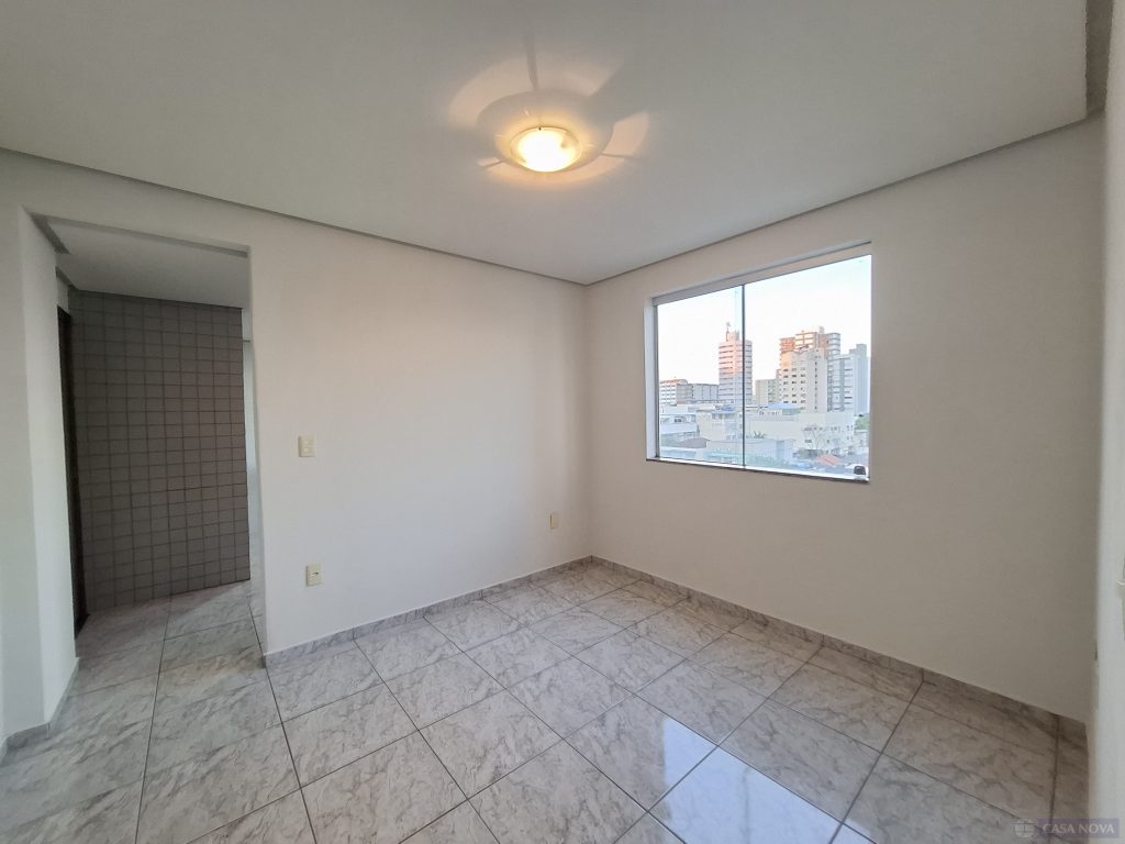Apartamento para alugar no Centro com 60 m² e 2 quartos — foto 4