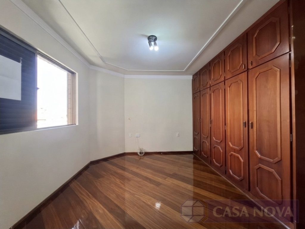 Apartamento para alugar no Centro com 150 m², 4 quartos e 1 vaga — foto 2
