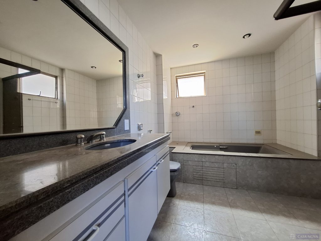 Apartamento para alugar no Centro com 150 m², 4 quartos e 1 vaga — foto 3